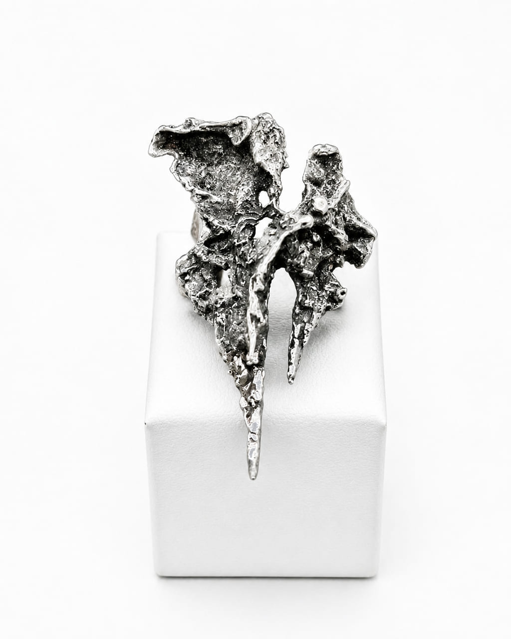 UN.05 XIV — photo 1