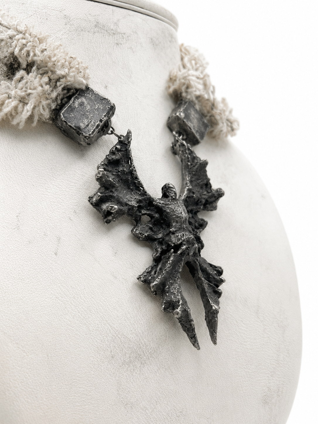 VAE VICTIS  — photo 3